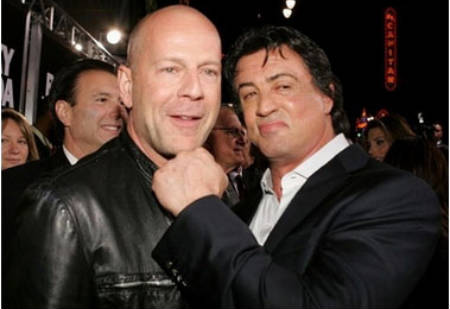 Sylvester Stallone ofrece a Bruce Willis el papel de villano en «The Expendables 2»